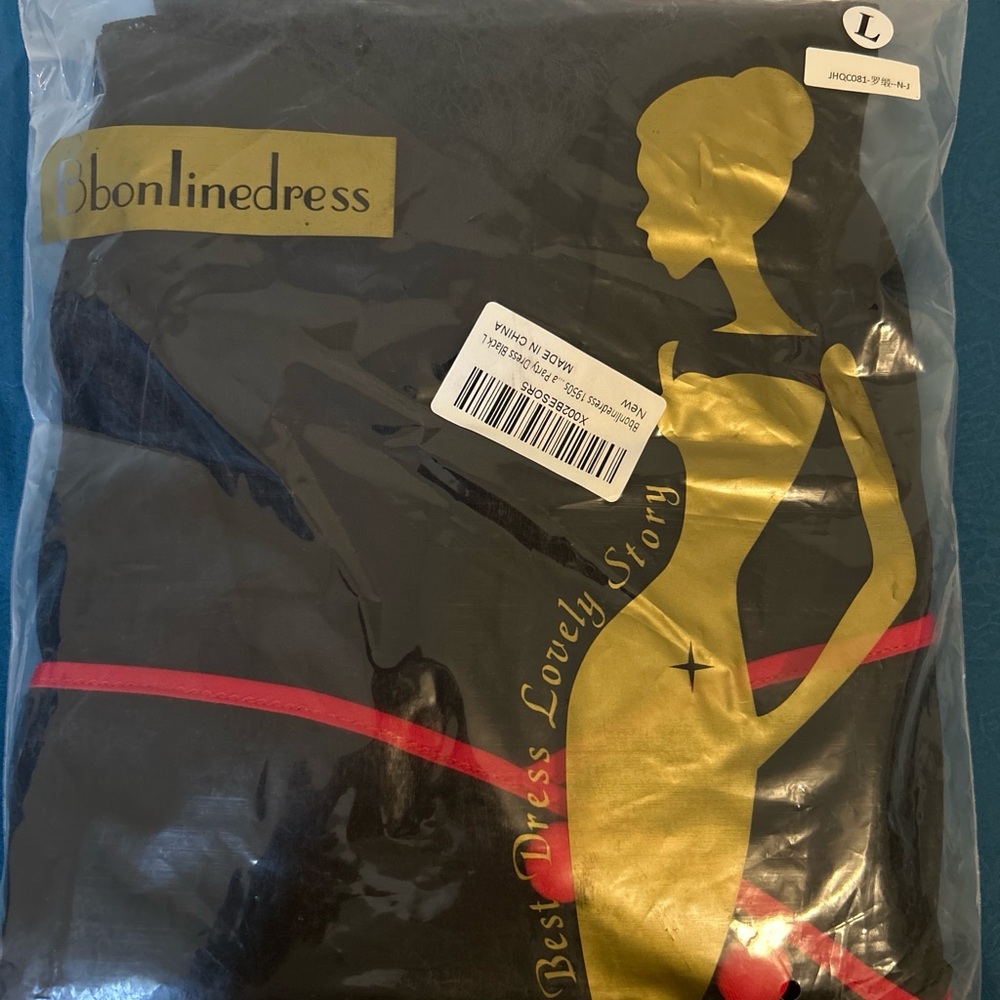 Black Bonlinedress with Black nd Red Accents
